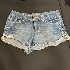 Rewind jean shorts Size 7